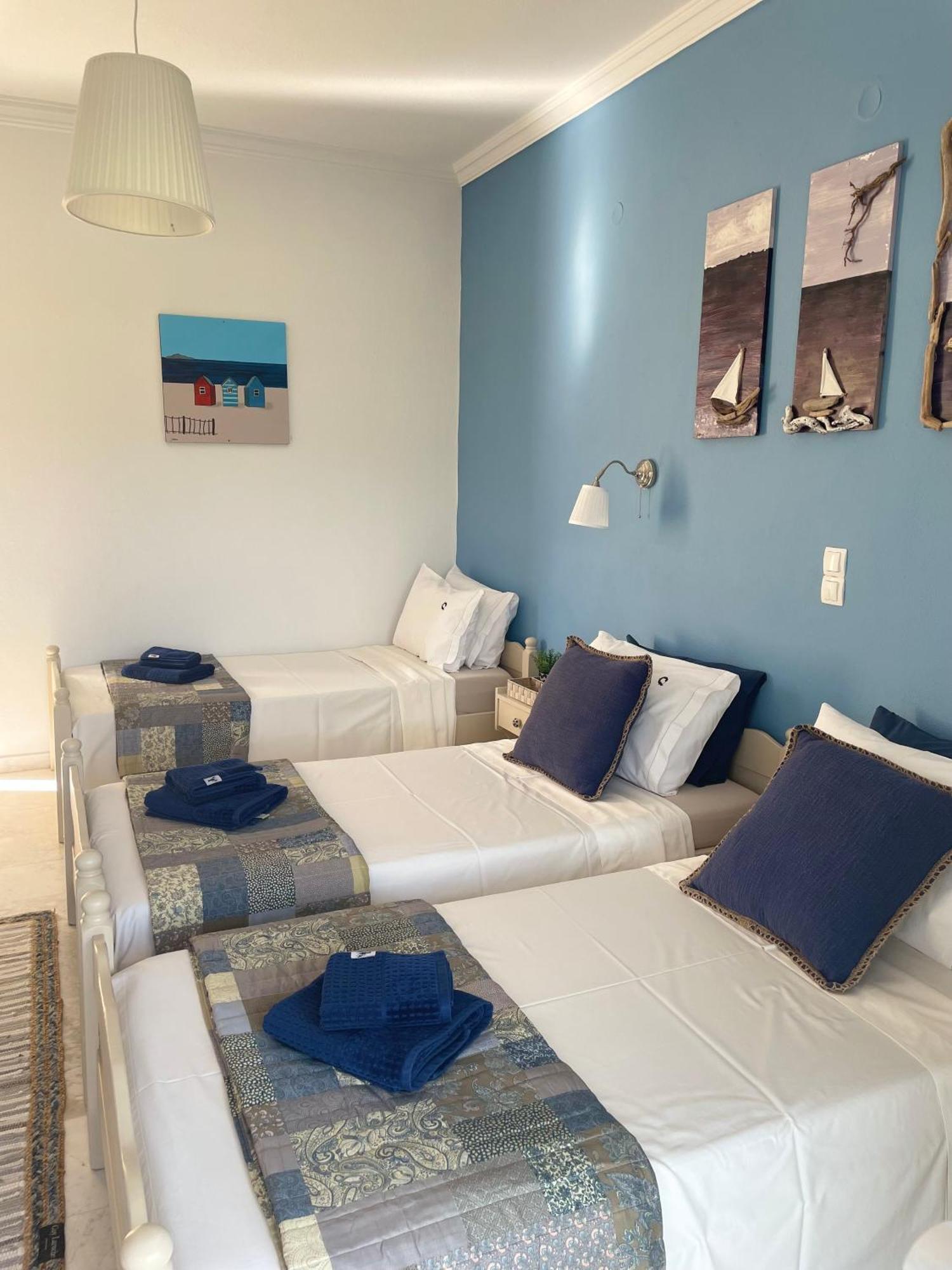 Ilektra Apartments Blue & Red Plataria Bagian luar foto